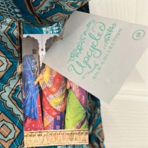NWT Upcycled Silk Sari 100% Silk - Picture 2 of 8